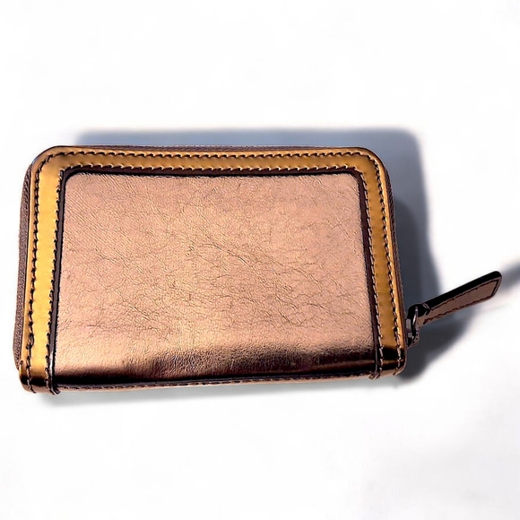 Burberry Metallic Knot Leather Small Zip Wallet - Picture 8 of 15